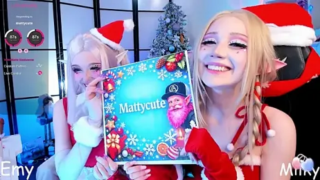 MilkyCute webcam model stream image