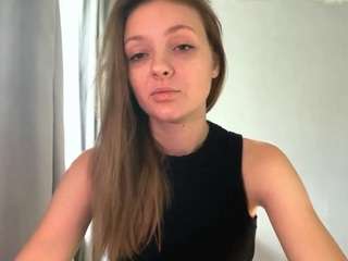 stellamoore webcam model stream image