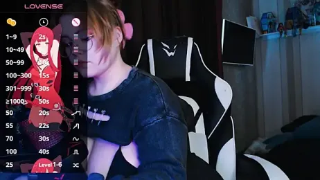 Mo_Atsui webcam model stream image