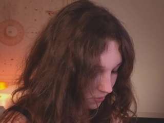 cherrylea webcam model stream image