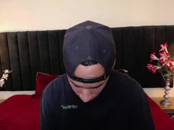 soft_attraction webcam model stream image