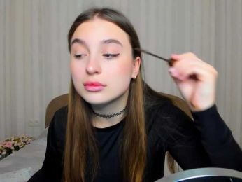 Dariadeluxe webcam model stream image