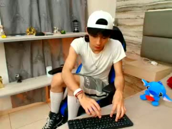 twinslovers_ webcam model stream image