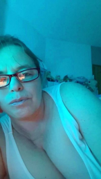 m_o_na_x webcam cam4 model stream image