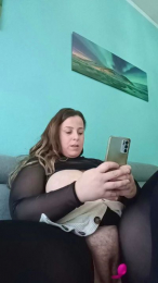 emma96_hot webcam model stream image