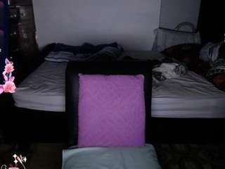 kaarlaa webcam model stream image