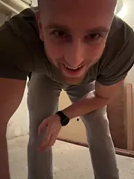 trainwithme webcam model stream image