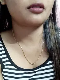 Wild-janvi webcam model stream image