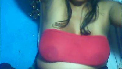 STARBIA webcam model stream image