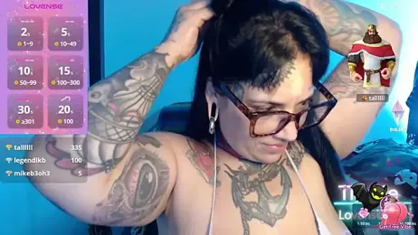 VampGirl1 webcam model stream image