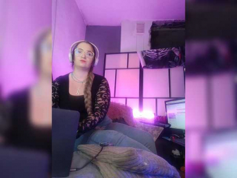 monikanylon webcam bongacams model stream image