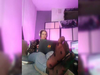 monikanylon webcam bongacams model stream image