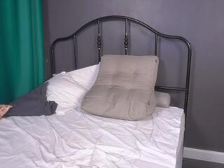 Isadora Dunkan webcam model stream image