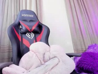 aliaandadara webcam model stream image