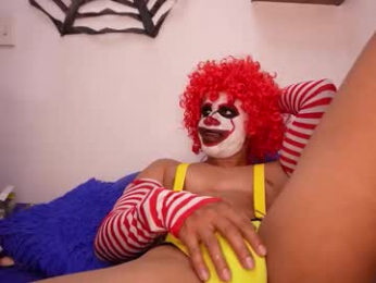 rousse_coup webcam model stream image