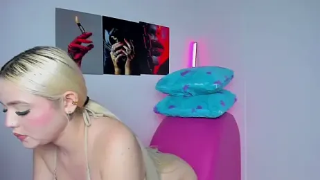 Sweettmia webcam stripchat model stream image