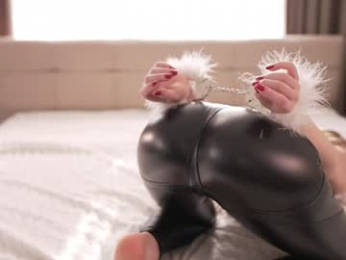 alissa_wxw webcam model stream image