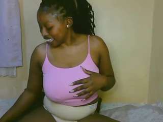 queen-mevy webcam model stream image