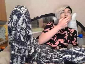 alishaluv webcam chaturbate model stream image