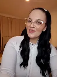 JUJUICY- webcam model stream image