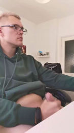 Aleex325 webcam model stream image