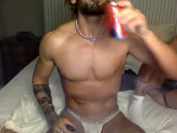 tylerjamesxxx_ webcam model stream image