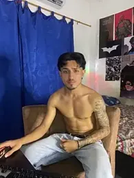 Kriss_Edwards webcam model stream image