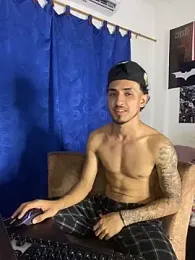 Kriss_Edwards webcam model stream image