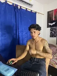 Kriss_Edwards webcam model stream image