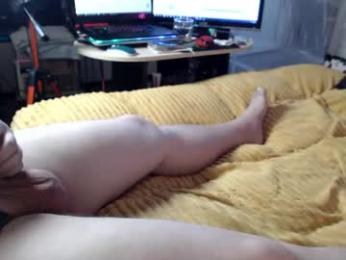 16cmhappy webcam model stream image