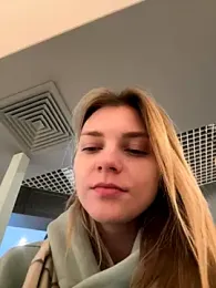 ValenciaShock webcam model stream image