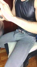 Thisboil webcam model stream image