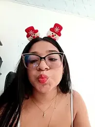 -VICKKY webcam model stream image