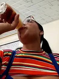 -VICKKY webcam model stream image