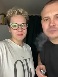 MrMrsRight webcam model stream image