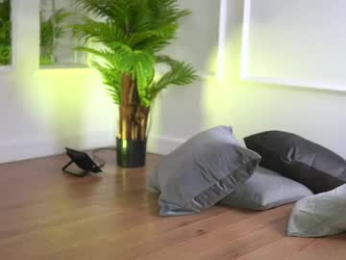 alexxiskye webcam model stream image