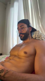 Lovebigfit webcam model stream image