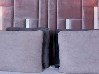 zhuyhong webcam model stream image