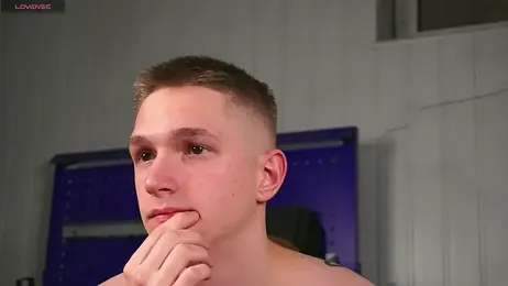 dustyn_fox webcam stripchat model stream image