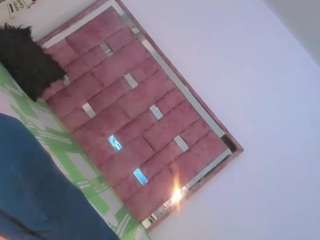 madely1 webcam camsoda model stream image