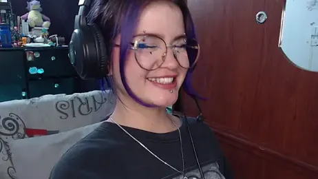 Raventh_ webcam model stream image