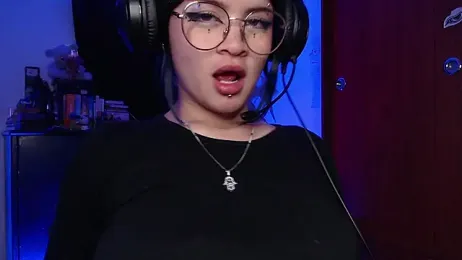 Raventh_ webcam stripchat model stream image