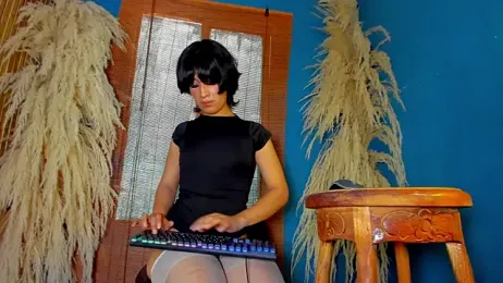 sophia_storm01 webcam model stream image