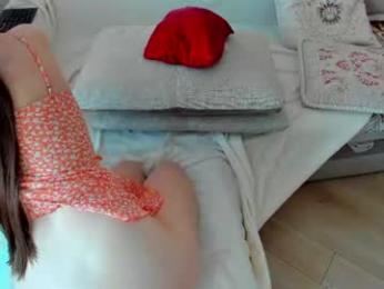 adelinemur webcam model stream image