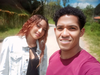 GibsonAndAsleys webcam livejasmin model stream image