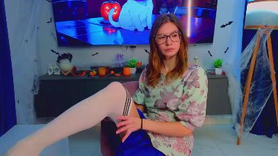 SuzanTappis webcam model stream image