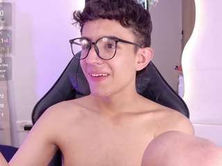 eithan-wolf webcam model stream image
