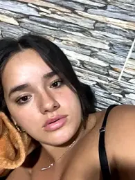 Luciaparker03 webcam model stream image