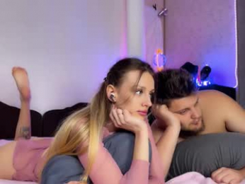 mary_and_vadim webcam model stream image