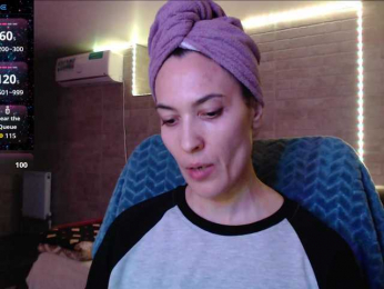 Marina4Love webcam model stream image